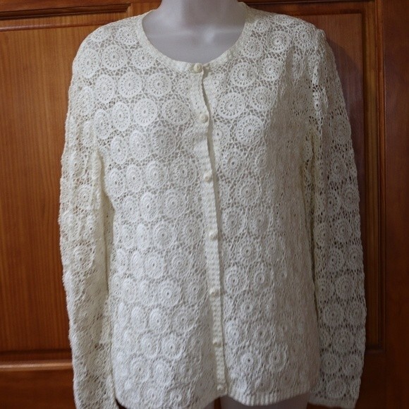 Vintage Red Peacock Hand Crochet White Lace Cardigan Cottagecore Boho Top LG - Picture 3 of 12